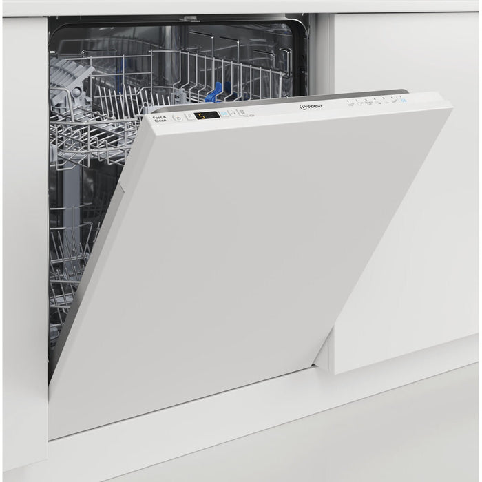 Indesit DIC 3B+16 UK dishwasher Semi built-in 13 place settings F