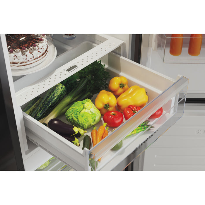 Indesit Total No Frost IBTNF 60182 B AQUA UK fridge-freezer Freestanding 322 L E Black