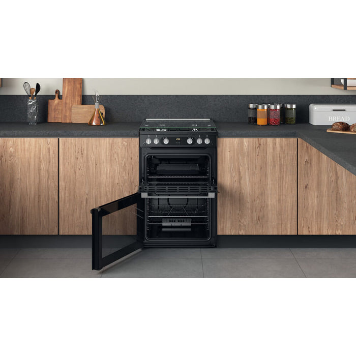 Hotpoint HDM67G0C2CB/UK Freestanding cooker Gas Black