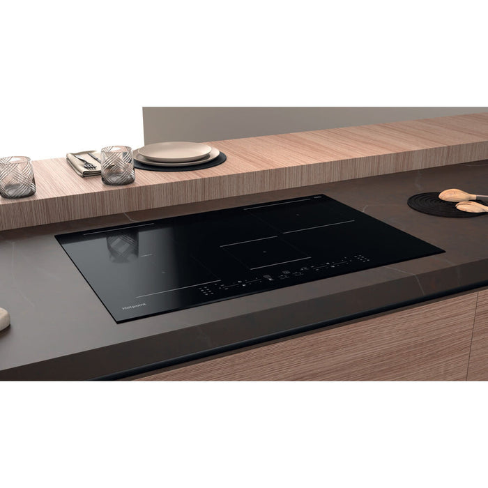 Hotpoint TB 3977B BF Black Built-in 77 cm Zone induction hob 4 zone(s)