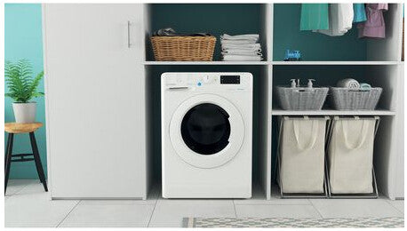 Indesit BDE 86436X W UK N washer dryer Freestanding Front-load White D