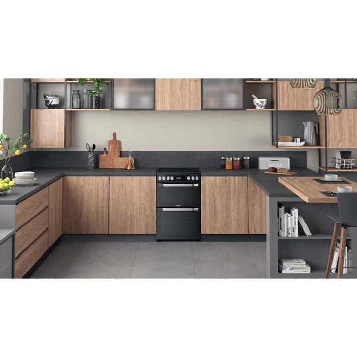 Hotpoint HDM67V9HCB/U Freestanding cooker Electric Ceramic Black