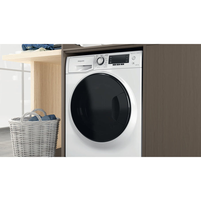 Hotpoint NDD 11726 DA UK washer dryer Freestanding Front-load White D