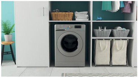 Indesit BDE 86436X S UK N washer dryer Freestanding Front-load Silver D