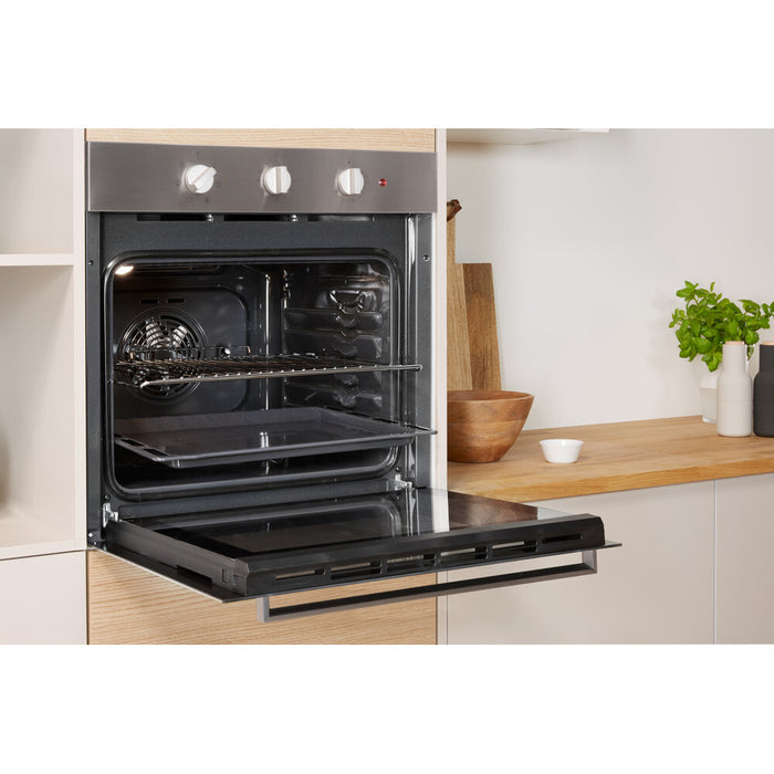 Indesit IFW 6330 IX UK oven 66 L A Black, Stainless steel Indesit