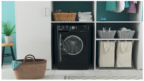 Indesit BDE 86436X B UK N washer dryer Freestanding Front-load Black D