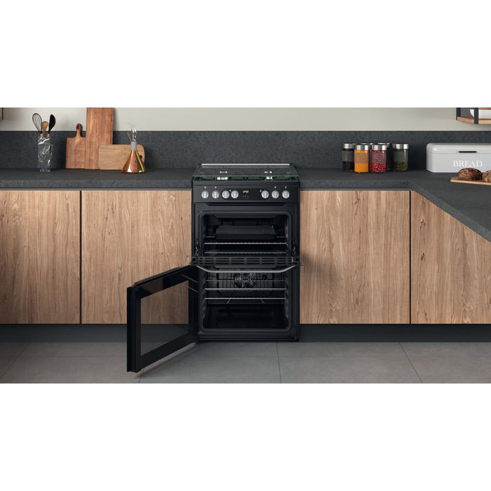 Hotpoint HDM67G9C2CB/UK Freestanding cooker Electric Gas Black