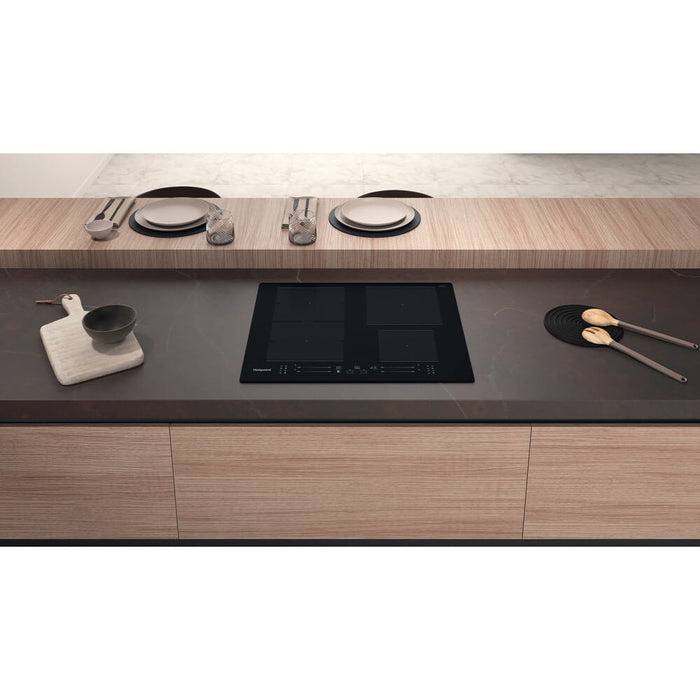 Hotpoint TS 5760F NE Black Built-in 59 cm Zone induction hob 4 zone(s)