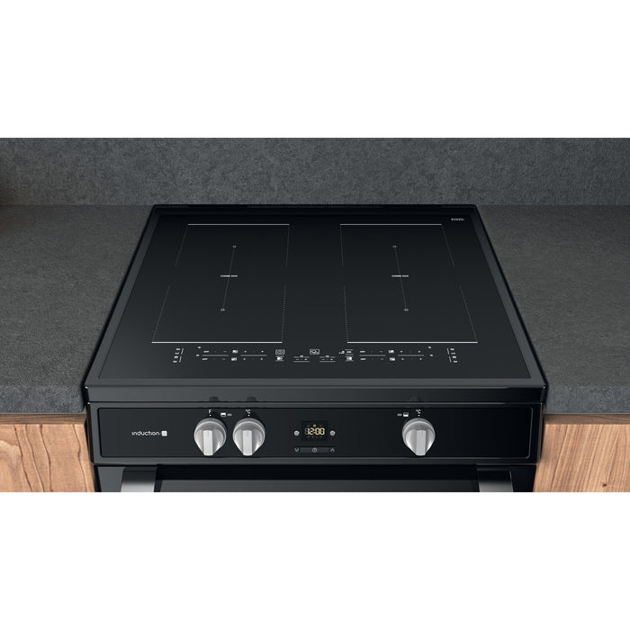 Hotpoint HDT67I9HM2C/UK Freestanding cooker Electric Zone induction hob Black