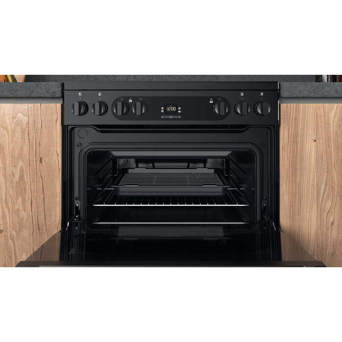 Hotpoint HDM67V92HCB/UK Freestanding cooker Electric Ceramic Black A