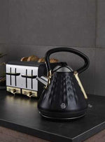 Swan Gatsby 4 Slice Metal Toaster Black and Gold Diamond Pattern Swan