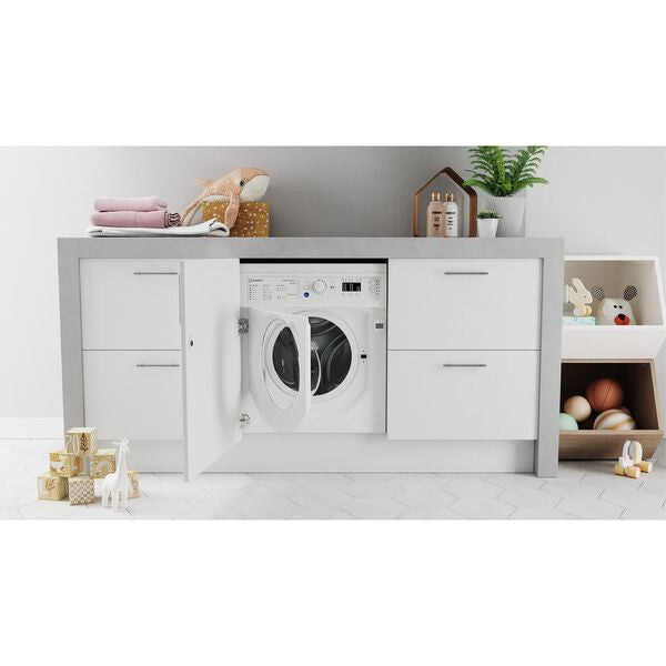 Indesit BI WDIL 861284 UK washer dryer Built-in Front-load White D