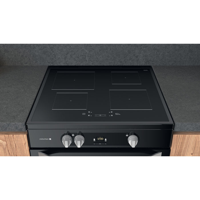 Hotpoint HDM67I9H2CB/U Freestanding cooker Electric Zone induction hob Black A